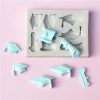 Mini diploma és ballagás témájú szilikon fondant forma, 6,7 x 8,9 cm, szürkésfehér